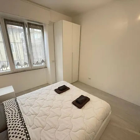 10 Minutes' Walk From The Railway Station * アラッシオ
